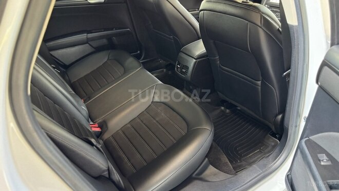 Ford Fusion (North America) 2018, 118,000 km - 2.0 l - Bakı