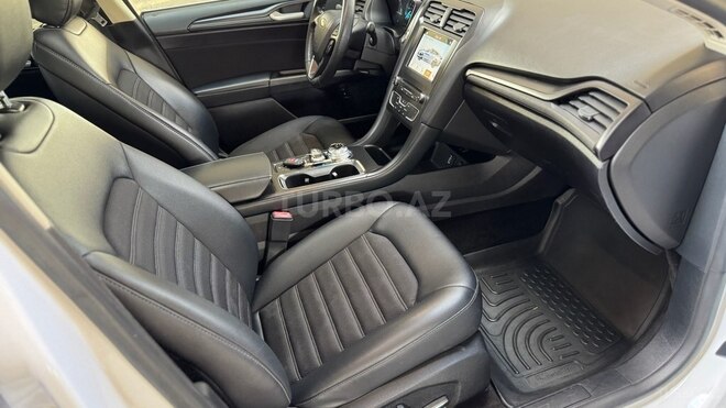 Ford Fusion (North America) 2018, 118,000 km - 2.0 l - Bakı