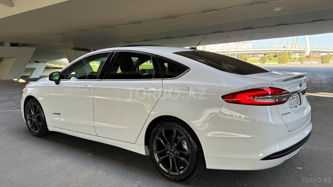 Ford Fusion (North America) 2018, 118,000 km - 2.0 l - Bakı