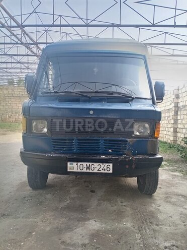 Mercedes 208 D 1992, 350,000 km - 2.2 l - Şirvan
