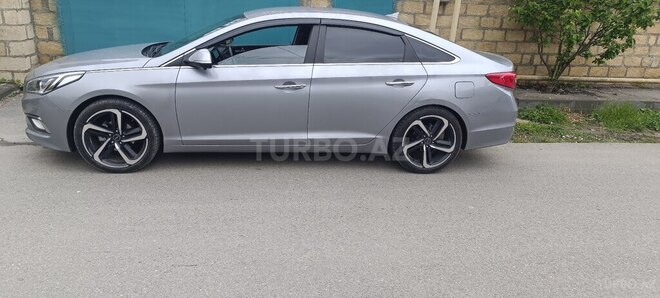 Hyundai Sonata-7