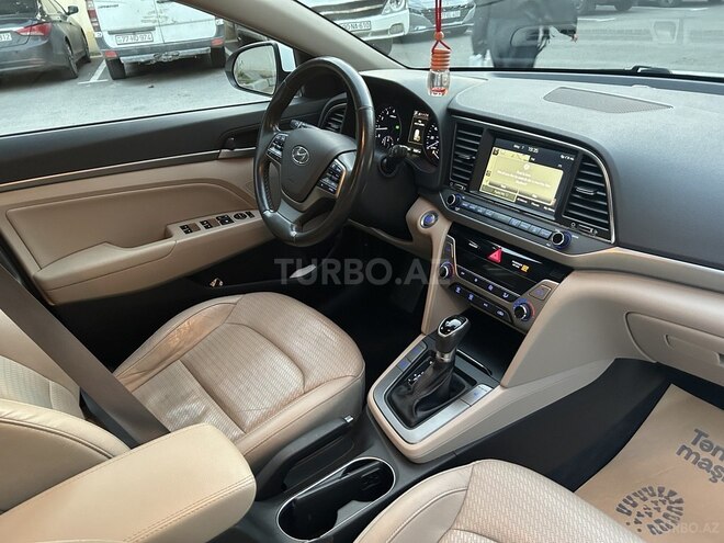 Hyundai Elantra 2016, 150,000 km - 2.0 l - Bakı