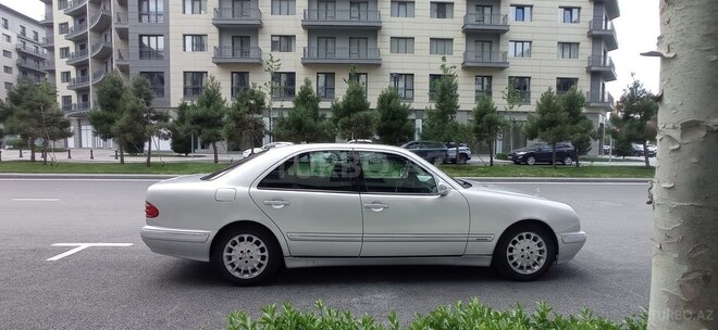 Mercedes E 220 d 2000, 466,000 km - 2.2 л - Bakı