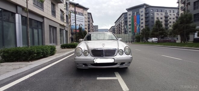 Mercedes E 220 d 2000, 466,000 km - 2.2 л - Bakı