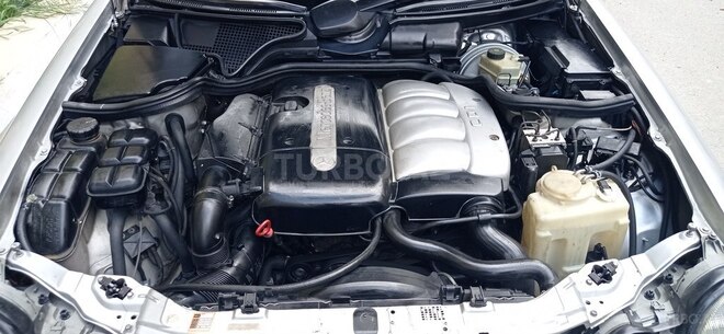 Mercedes E 220 d 2000, 466,000 km - 2.2 л - Bakı