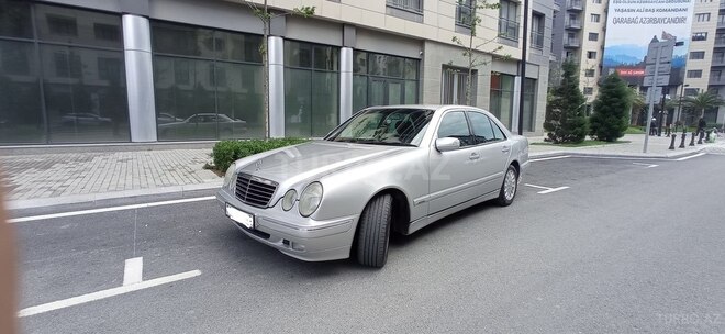 Mercedes E 220 d 2000, 466,000 km - 2.2 л - Bakı