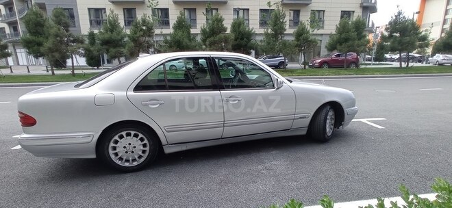 Mercedes E 220 d 2000, 466,000 km - 2.2 л - Bakı