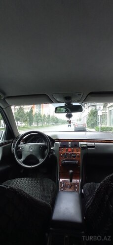 Mercedes E 220 d 2000, 466,000 km - 2.2 л - Bakı