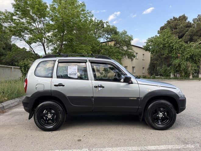 Chevrolet Niva 2015, 31,750 km - 1.7 l - Xırdalan