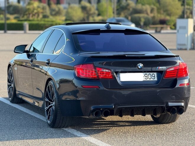 BMW 520 2015, 220,000 km - 2.0 l - Bakı