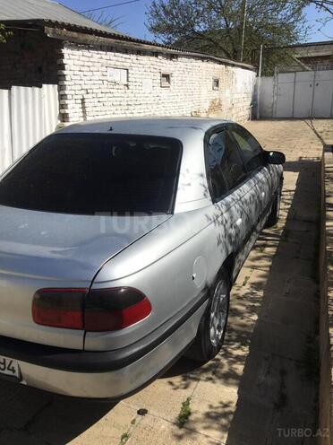 Opel Omega 1996, 350,000 km - 2.0 l - Salyan