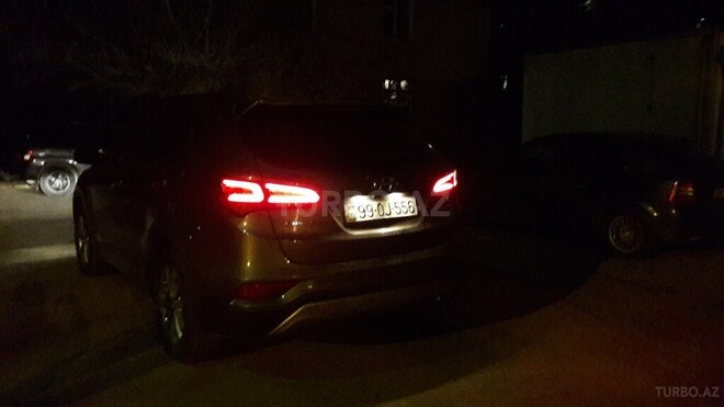 Hyundai Santa Fe 2016, 107,000 km - 2.0 л - Bakı