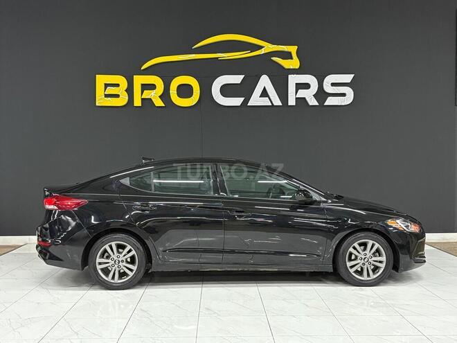 Hyundai Elantra 2018, 167,000 km - 2.0 l - Bakı