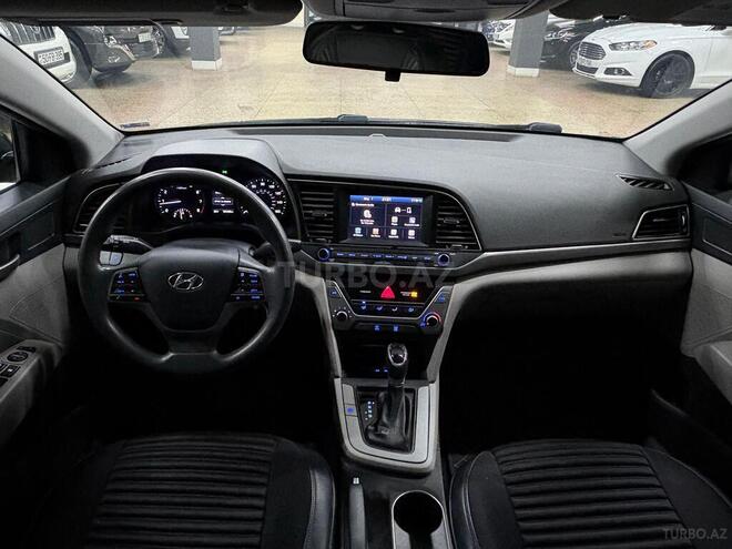 Hyundai Elantra 2018, 167,000 km - 2.0 l - Bakı