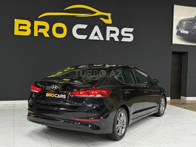 Hyundai Elantra 2018, 167,000 km - 2.0 l - Bakı