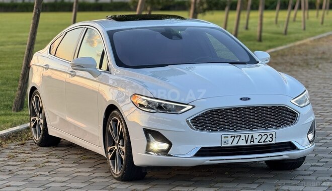 Ford Fusion (North America) 2020, 107,000 km - 2.0 л - Bakı
