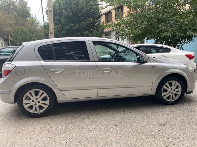 Opel Astra 2004, 300,000 km - 1.4 l - Bakı