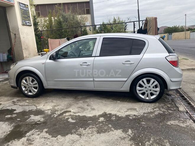 Opel Astra 2004, 300,000 km - 1.4 l - Bakı
