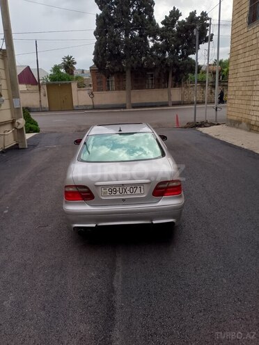 Mercedes  1999, 300,000 km - 2.3 l - Gəncə