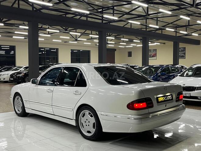 Mercedes E 430 2000, 261,000 km - 4.3 l - Bakı
