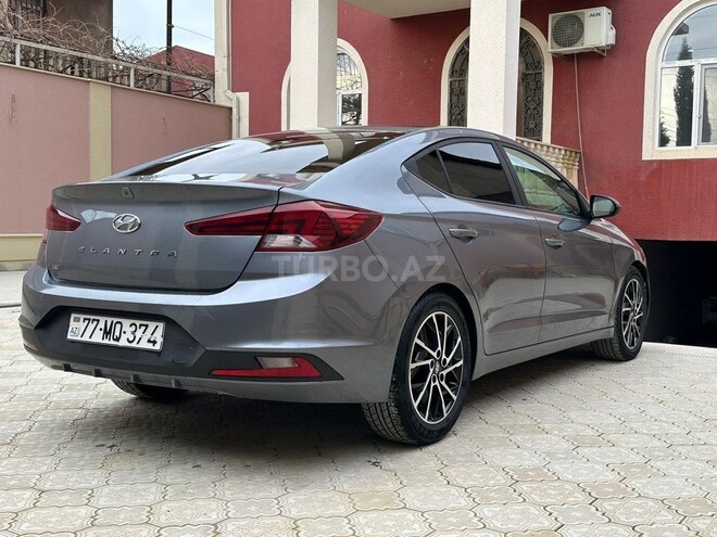 Hyundai Elantra 2018, 52,300 km - 2.0 l - Bakı