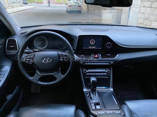 Hyundai Grandeur-7