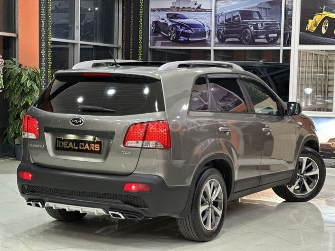 Kia Sorento 2011, 240,000 km - 2.0 l - Sumqayıt