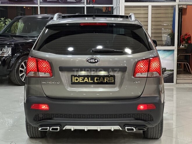 Kia Sorento 2011, 240,000 km - 2.0 l - Sumqayıt