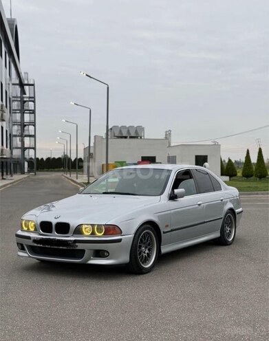 BMW 528 1997, 300,000 km - 2.8 l - Ağcabədi