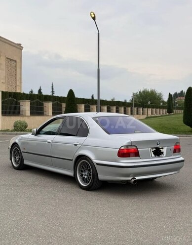 BMW 528 1997, 300,000 km - 2.8 l - Ağcabədi