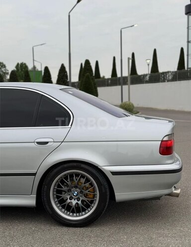 BMW 528 1997, 300,000 km - 2.8 l - Ağcabədi