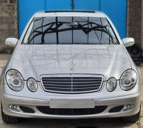 Mercedes E 220 d 2003, 298,578 km - 2.2 l - Bakı