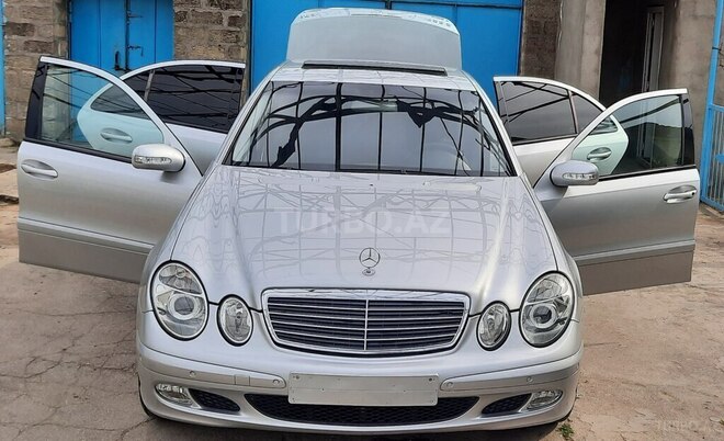 Mercedes E 220 d 2003, 298,578 km - 2.2 l - Bakı