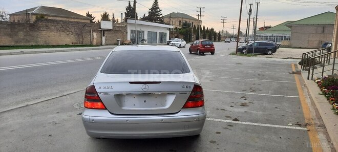 Mercedes E 220 d 2003, 298,578 km - 2.2 l - Bakı