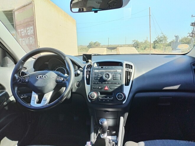 Kia Ceed 2009, 250,000 km - 1.6 л - Bakı
