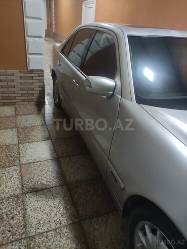 Mercedes E 270 2000, 432,000 km - 2.7 l - Bakı