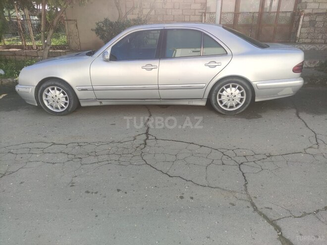 Mercedes E 270 2000, 432,000 km - 2.7 l - Bakı