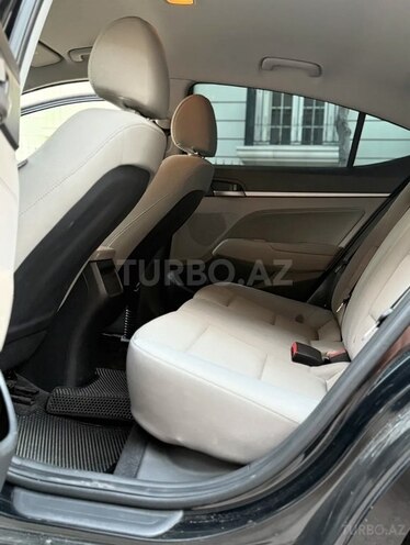 Hyundai Elantra 2017, 121,000 km - 2.0 l - Bakı