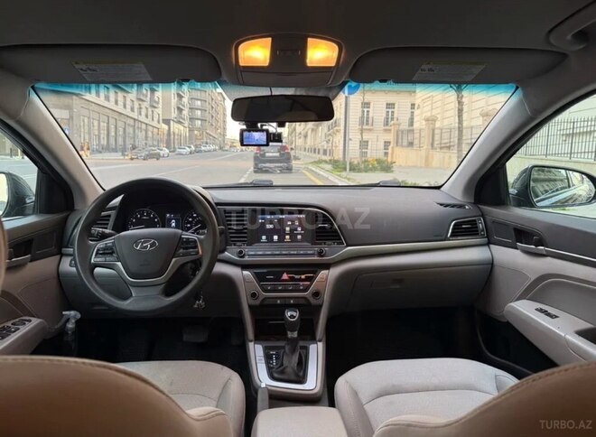 Hyundai Elantra 2017, 121,000 km - 2.0 l - Bakı