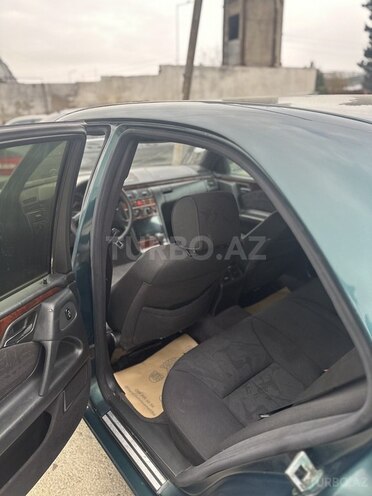 Mercedes E 220 d 1998, 50,000 km - 2.2 l - Bakı