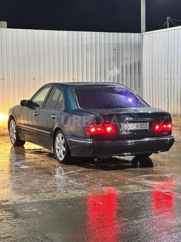 Mercedes E 220 d 1998, 50,000 km - 2.2 l - Bakı