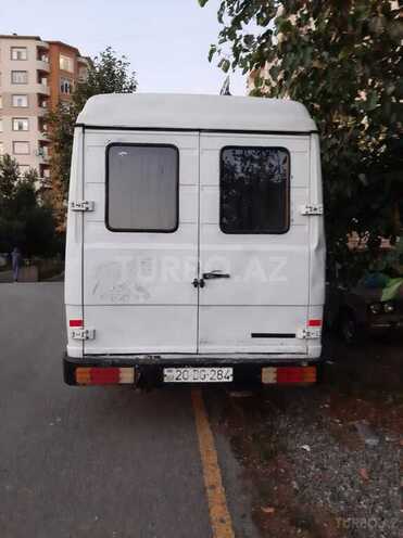 Mercedes 508 1991, 400,000 km - 2.5 l - Gəncə