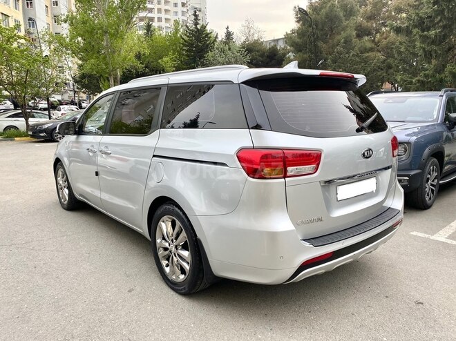 Kia Carnival 2015, 158,000 km - 2.2 l - Bakı