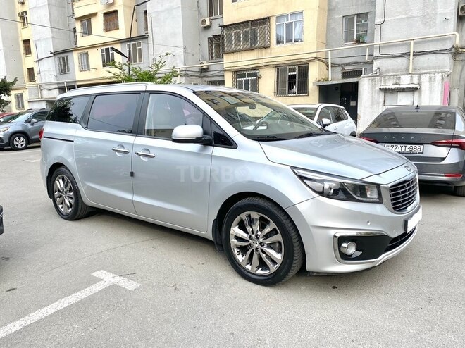 Kia Carnival 2015, 158,000 km - 2.2 l - Bakı