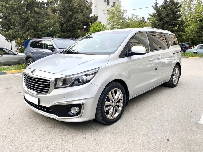 Kia Carnival 2015, 158,000 km - 2.2 l - Bakı