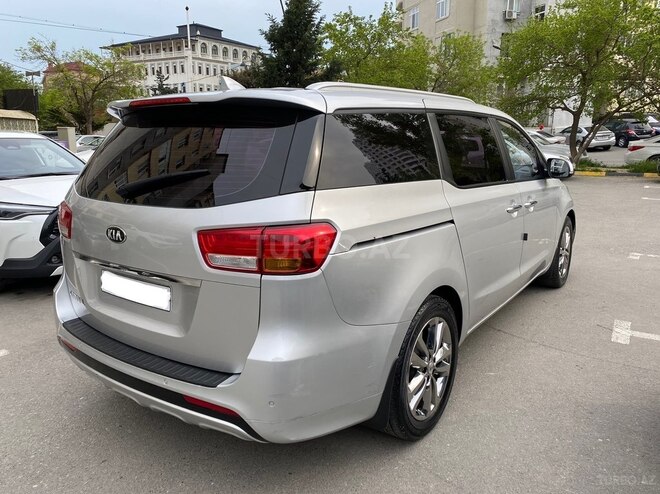 Kia Carnival 2015, 158,000 km - 2.2 l - Bakı