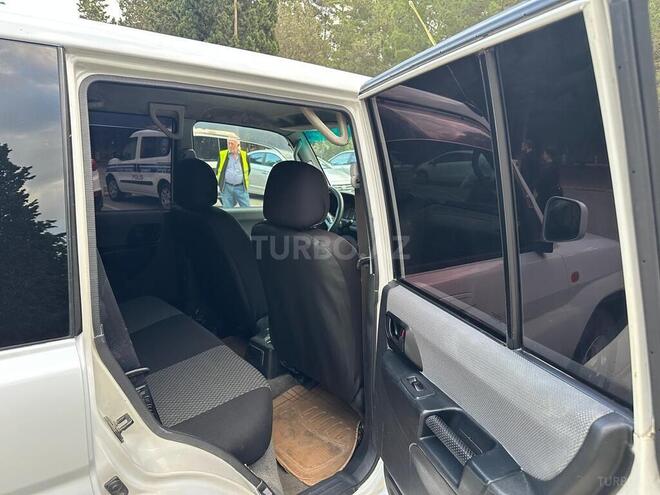 Mitsubishi Pajero io 1999, 302,000 km - 1.8 л - Sumqayıt