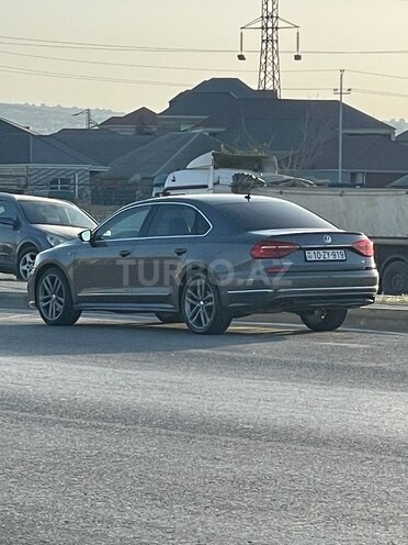 Volkswagen Passat 2016, 179,000 km - 1.8 l - Bakı