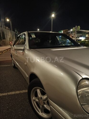 Mercedes E 200 1997, 430,000 km - 2.0 l - Bakı