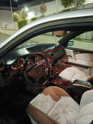 Mercedes E 200 1997, 430,000 km - 2.0 l - Bakı